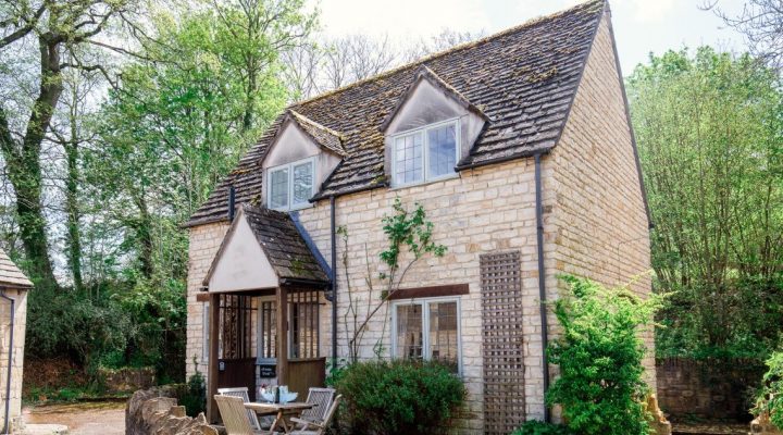 Photograph of Emma Dent Cottage