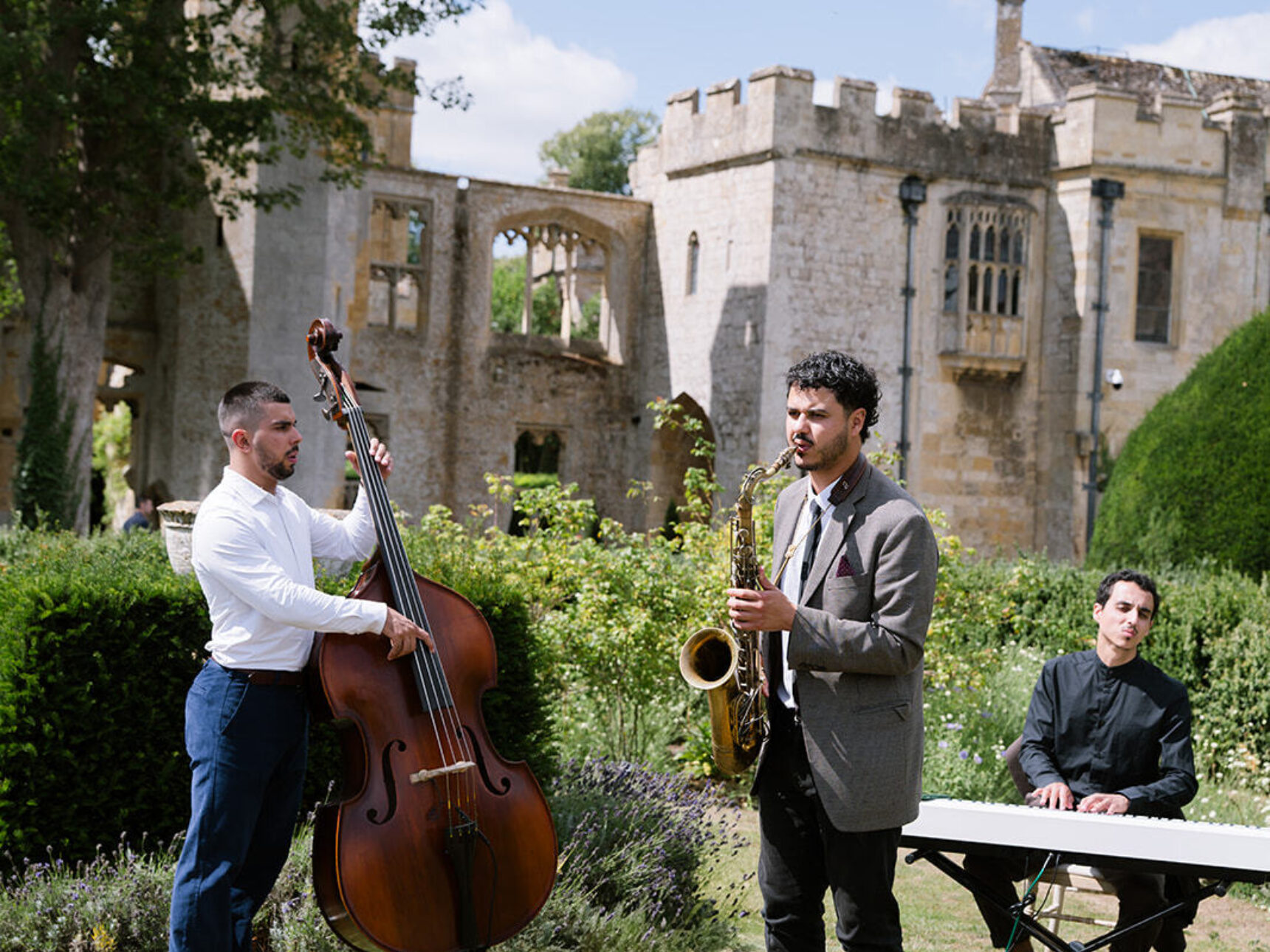 The Queen's garden offers hidden grassy enclaves for your musicians to perform.