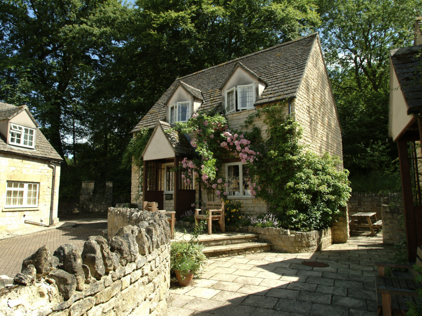 Stay in picturesque cottages throughout your wedding weekend.