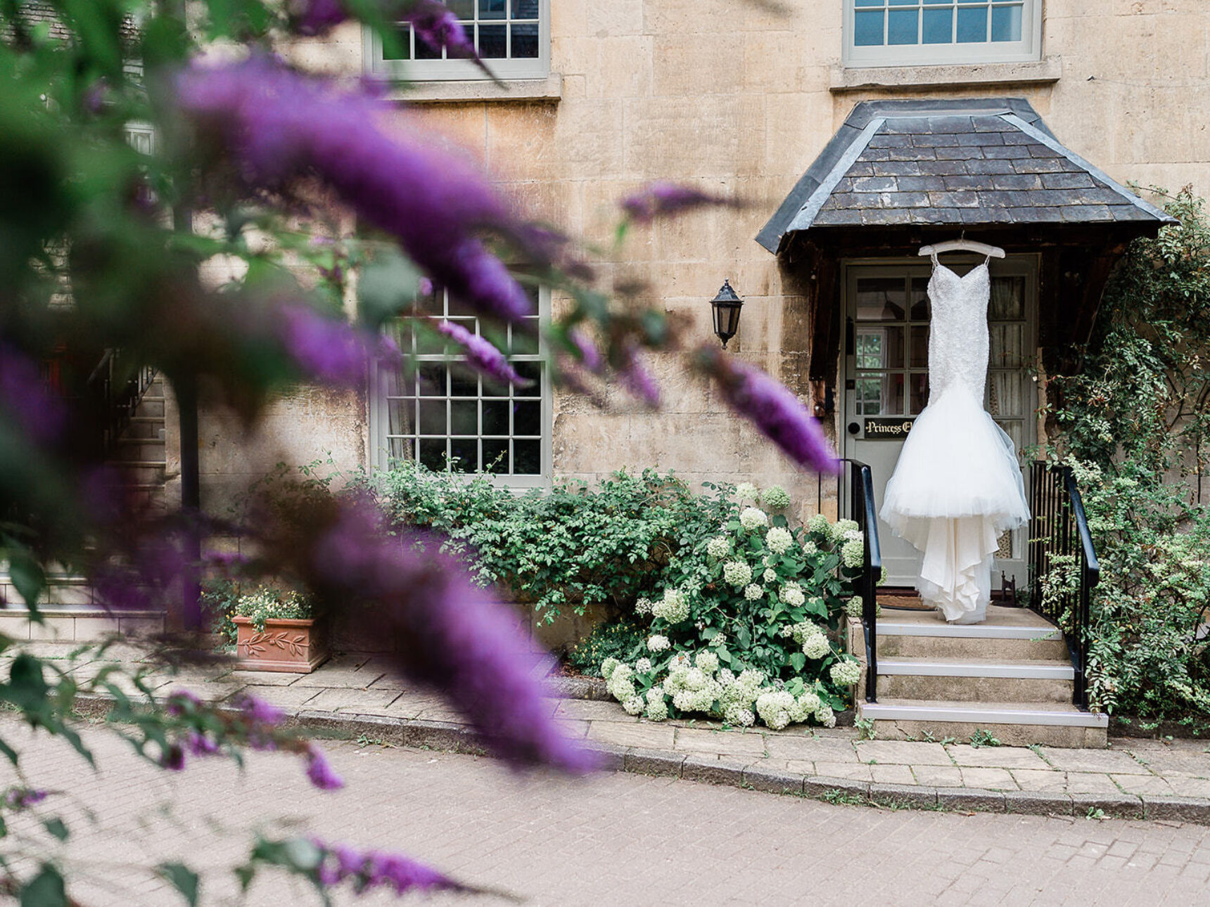 Quintessentially Cotswold places to hang your beautiful wedding dress.